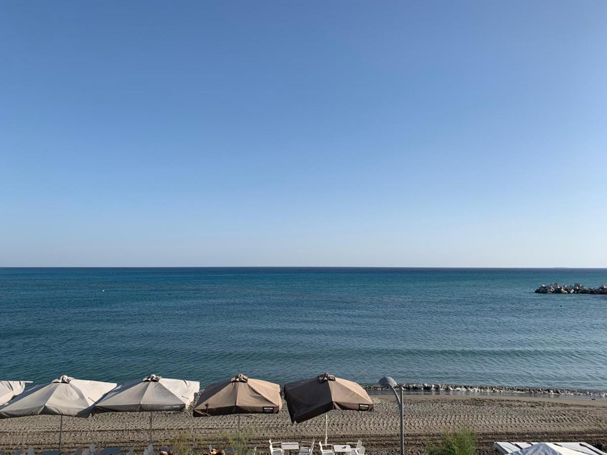 Central Urban Luxury Sea View Apt Since 2009 Ierápetra エクステリア 写真